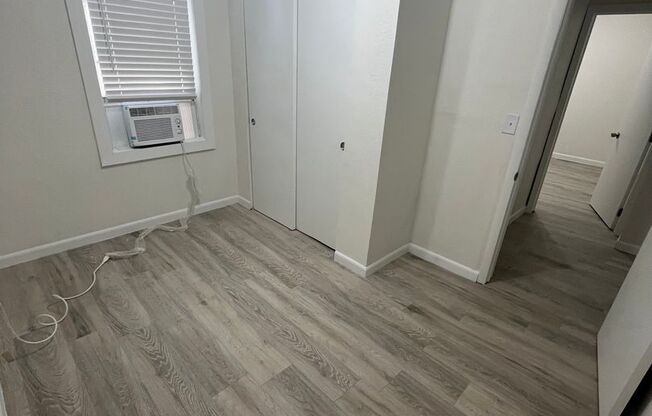 2 beds, 1 bath, 600 sqft, $2,100