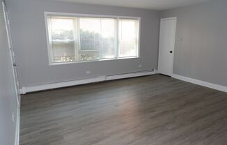 2 beds, 1 bath, $1,200