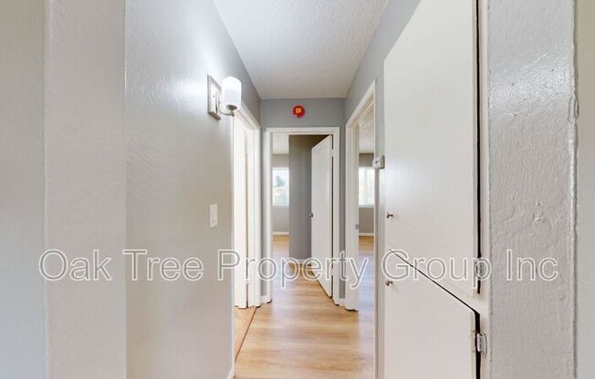 955 75 AVE