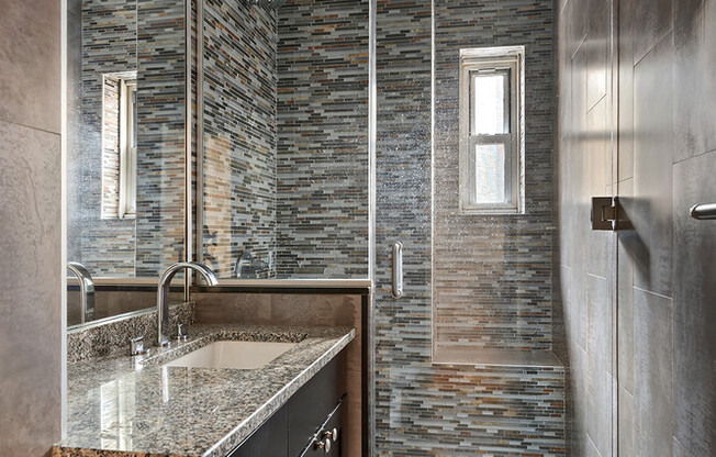 3 beds, 3 baths, 2,000 sqft, $15,000, Unit 7HI