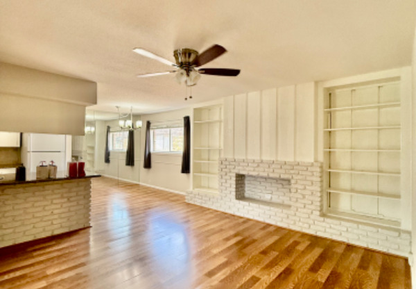 2101 Fountain View Drive