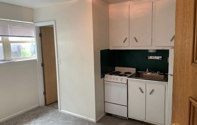 1 bed, 1 bath, $600