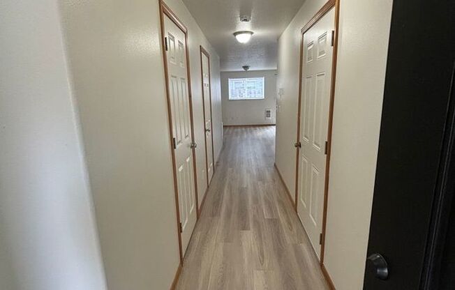 470 LAIR LN