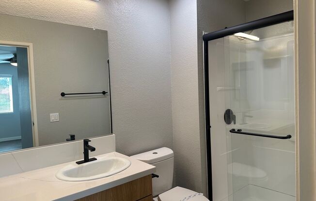 2 beds, 2 baths, 986 sqft, $2,785, Unit 706