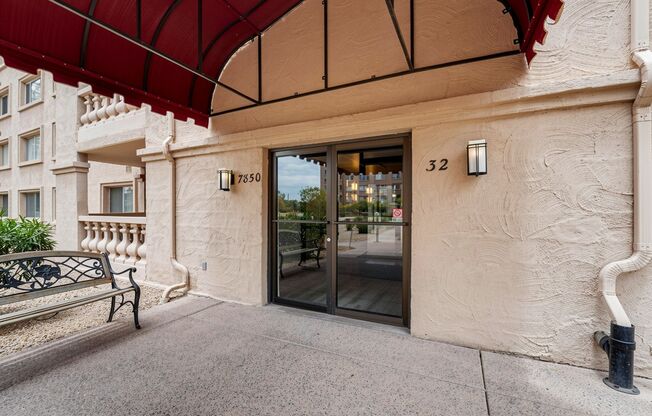 Welcome to this fabulous 2-bedroom, 2-bathroom condo in the heart of South Scottsdale!