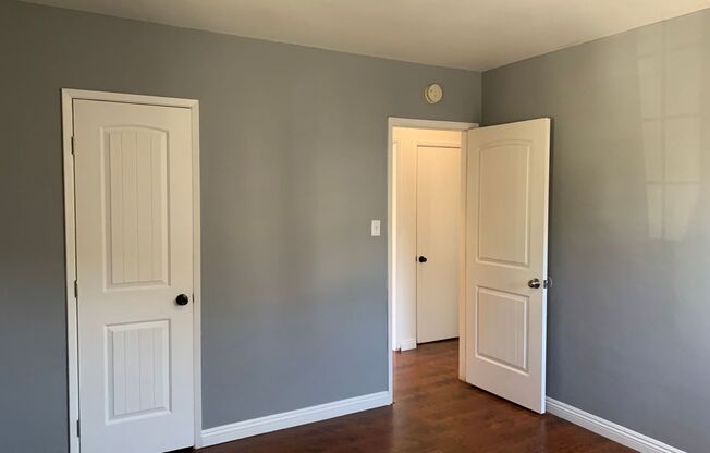 3 beds, 1 bath, $3,250