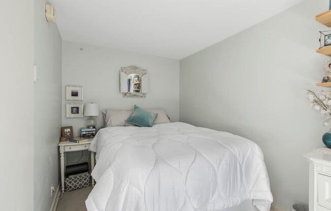 1 bed, 1 bath, $1,875, Unit (#112)