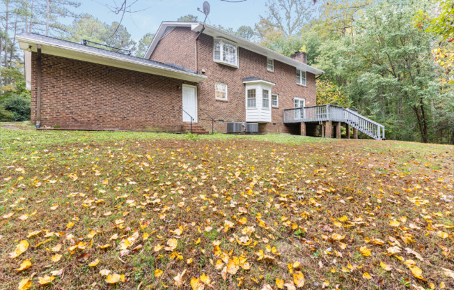 6824 BRANTON DR