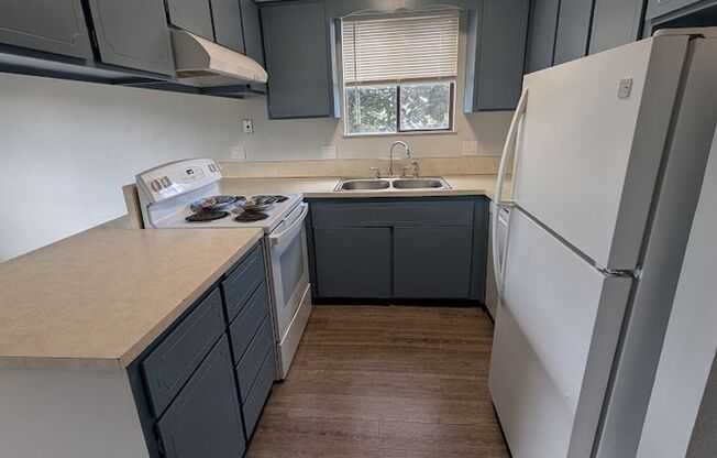 Lovely 2 Bedroom Elks Condo