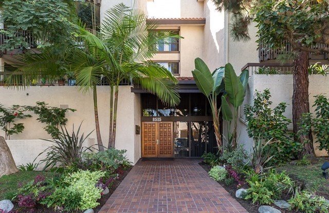 2BD Condo in Silicon Beach Area Available Soon!  Comes with Many Great Amenities!