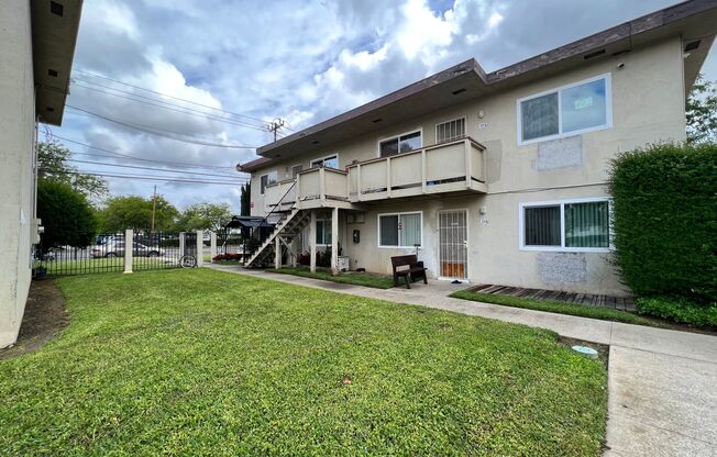 Lemon Hill Apartments