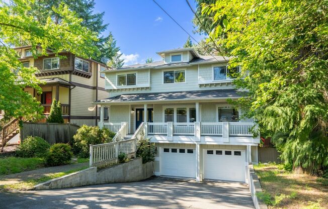 4bd/2.5ba Seattle Home