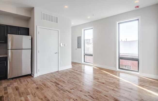 1 bed, 1 bath, 557 sqft, $1,850, Unit 401