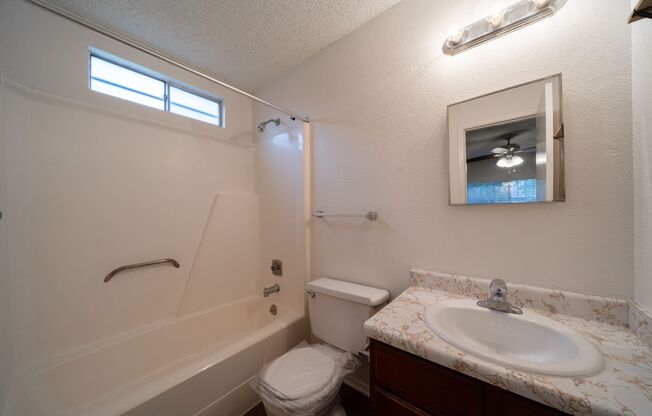 3 beds, 2 baths, $1,550