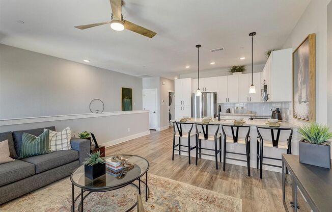 3 beds, 2 baths, 1,148 sqft, $1,750, Unit 4609 Pantheon Way