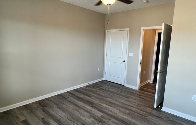 1 bed, 1 bath, 775 sqft, $1,100, Unit C205