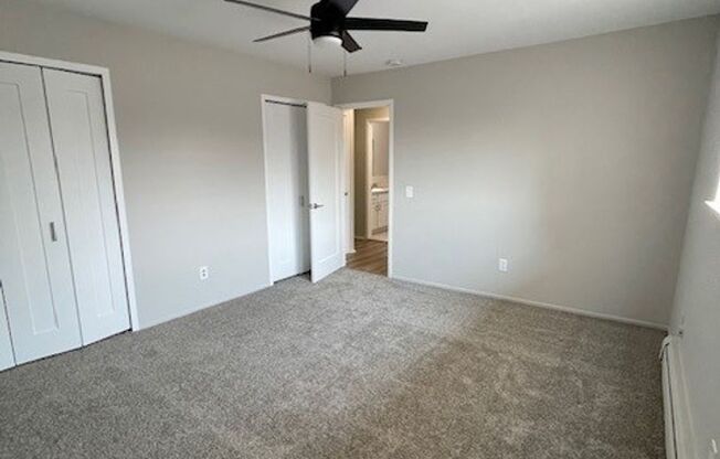 2 beds, 1 bath, 800 sqft, $1,450, Unit 861-D6