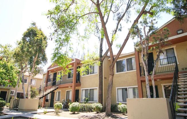 Elegant Exterior View at Creekside Villas Apartments, San Diego, CA, 92102