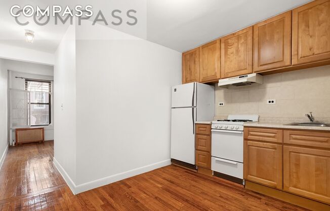 Studio, 1 bath, $3,200, Unit 2A