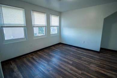 1 bed, 1 bath, 494 sqft, $1,020