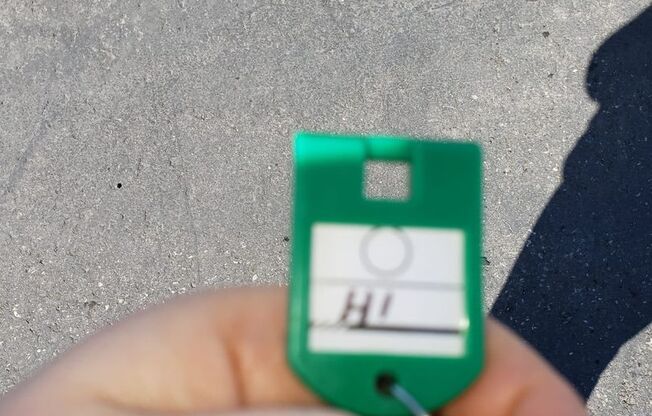 3 beds, 1 bath, 890 sqft, $1,675, Unit 505 H1