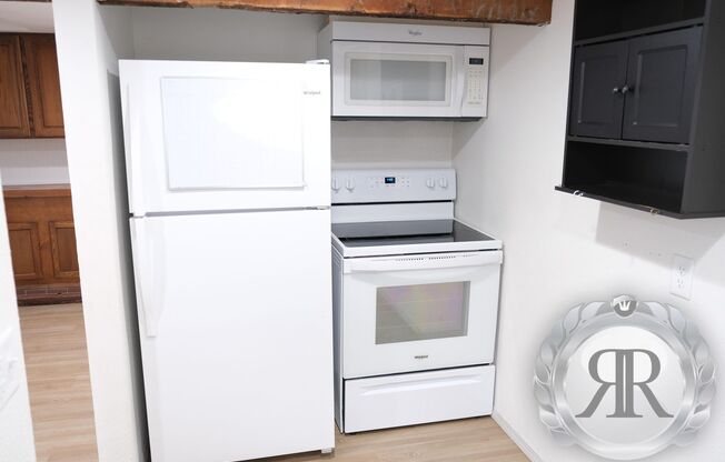2 Bedroom, 1 Bath Apartment in Central Yakima