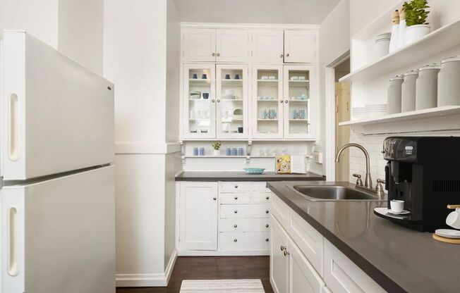 South Court Apartments