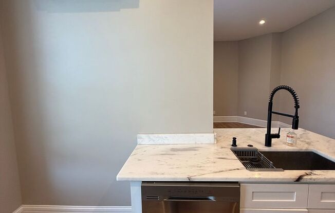 1 bed, 1 bath, 800 sqft, $1,500, Unit 104