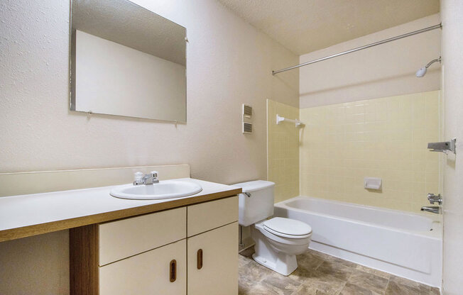 Full Bathroom with Tub at Seville Apartments, Michigan, 49009
