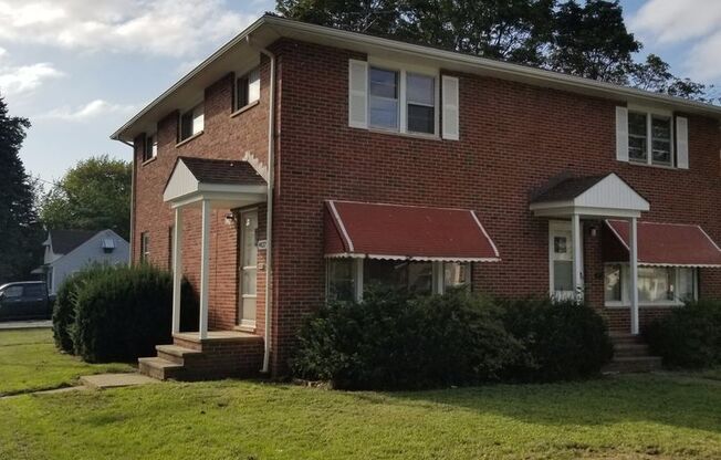 Newly Remodeled 3 bedroom !