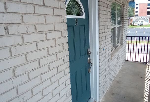 1 bed, 1 bath, $2,000