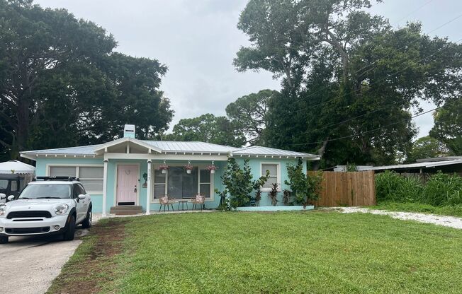 DUNEDIN FL LIVING 3/1 HOME