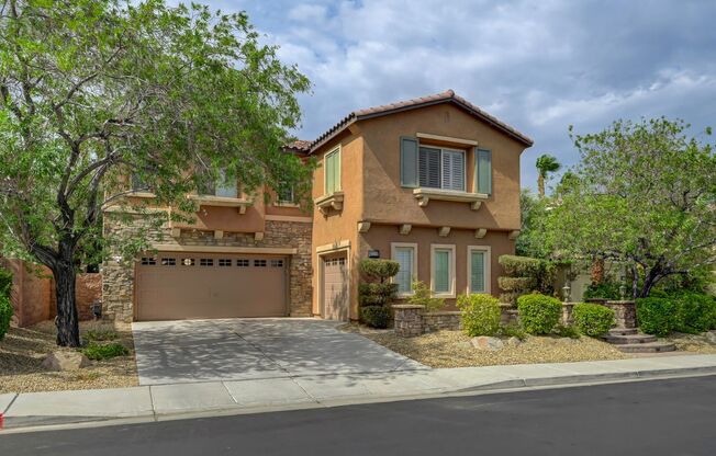 5 Bedrooms all with attached bathrooms! Pool & Spa!! Upgrades Galore!