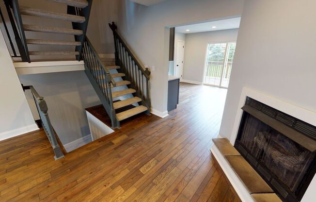 Modern 3-Level Townhome in Monaca – 2 Bed, 1.5 Bath + Garage