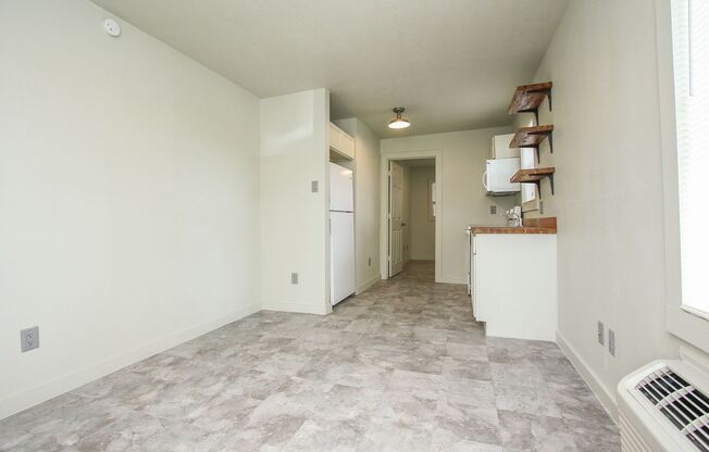 E 32Nd Street 505 1/2