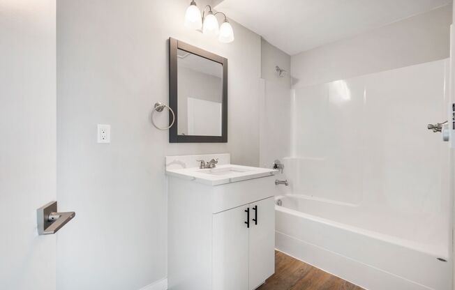 Studio, 1 bath, 270 sqft, $1,045, Unit 203