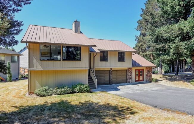 4 Bedroom - Gated Community!