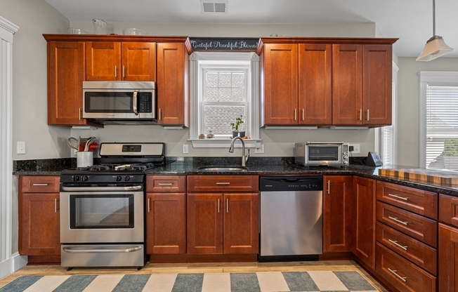 53 MONTVALE