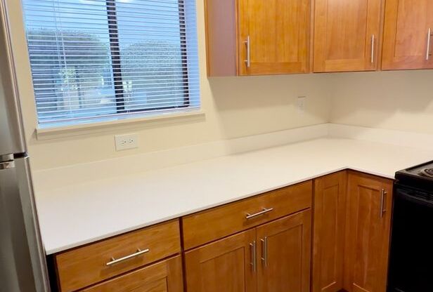 2 beds, 2 baths, 864 sqft, $2,200, Unit C104