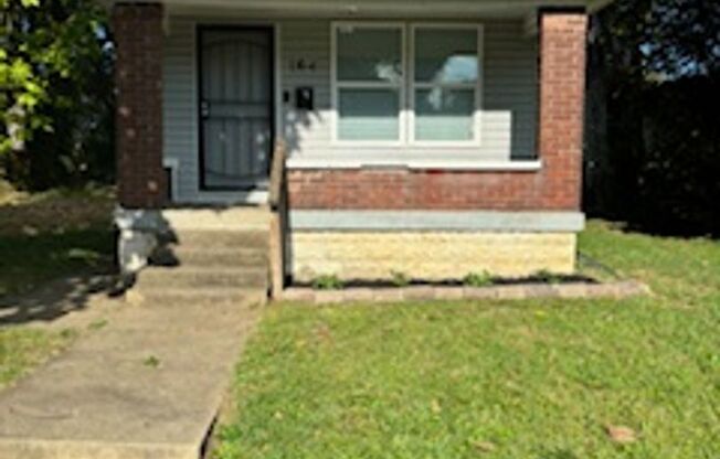 Cute and Cozy 1 bedroom house in the heart of the Shawnee Neighborhood