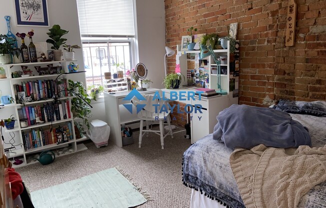 486 Massachusetts Ave 03