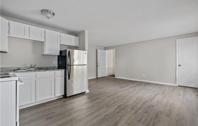 2 beds, 1 bath, 817 sqft, $999, Unit Unit A