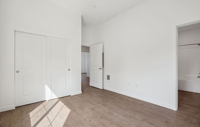 3 beds, 2 baths, 1,329 sqft, $2,199, Unit 67