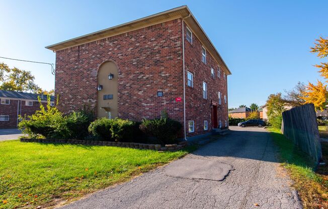 2718 Rockford Lane