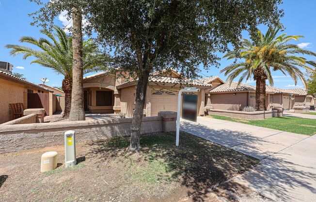 Beautifully renovated 3 bedroom 2 bathroom in great neighborhood!