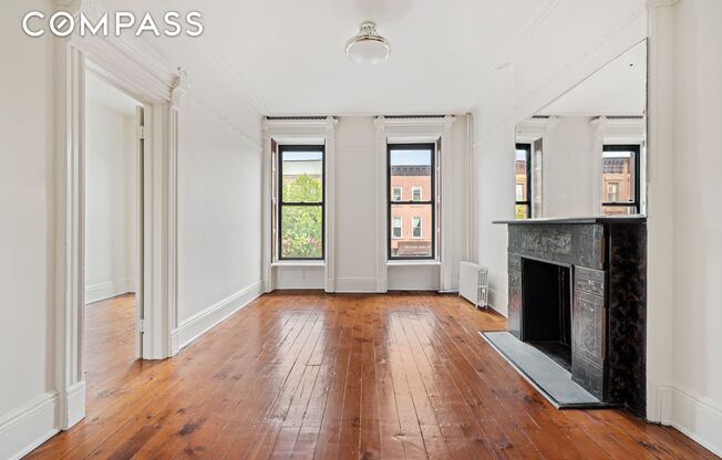 353 7 AVE