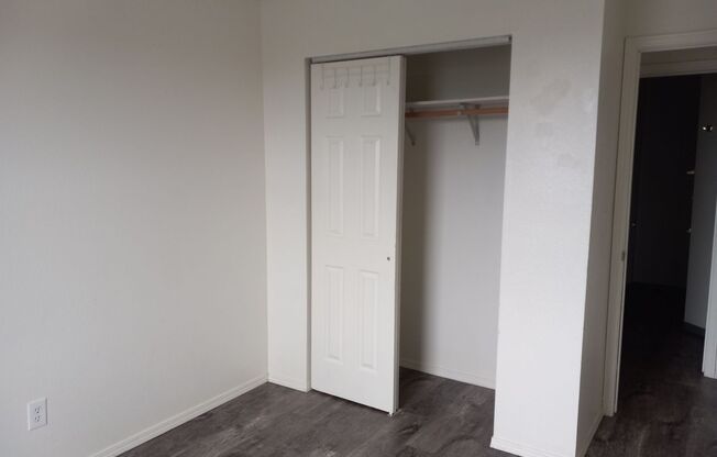 3 beds, 2 baths, $1,600, Unit # A 201
