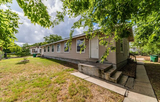 3-BEDROOM GOVERNMENT HILL DUPLEX