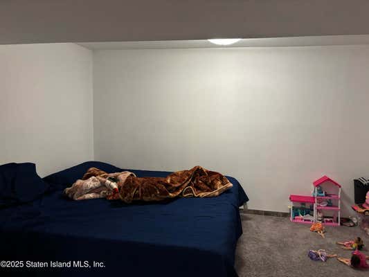 175 BARLOW AVE