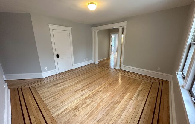 1081 13th Ave SE